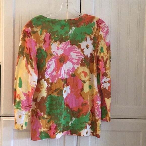 Talbots, Pima cotton floral🌺 sweater. Cardigan Style, size L - Picture 4 of 7